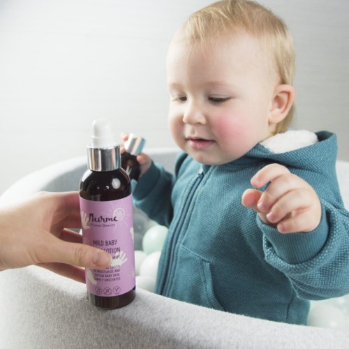 nurme-mild-baby-body-lotion-150ml-niemowle-reka.jpg