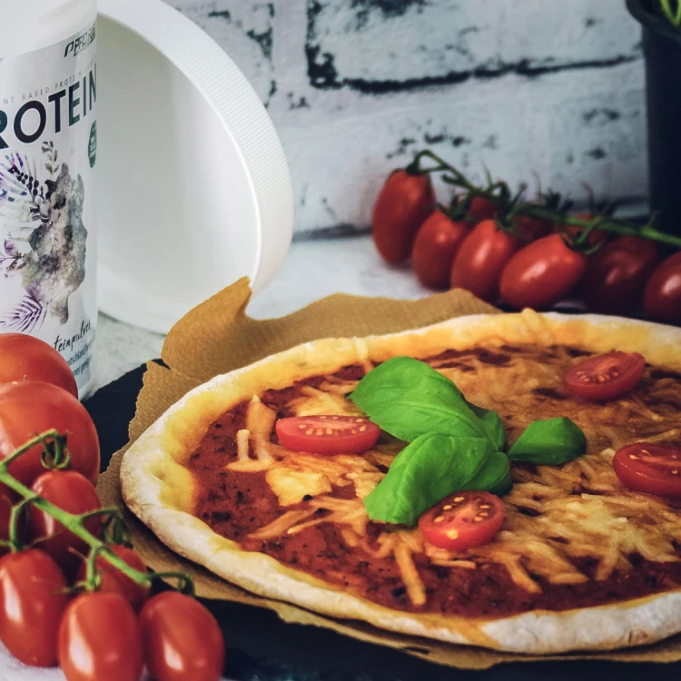 profuel-vprotein-classic-neutral-pizza-lifestyle.jpg